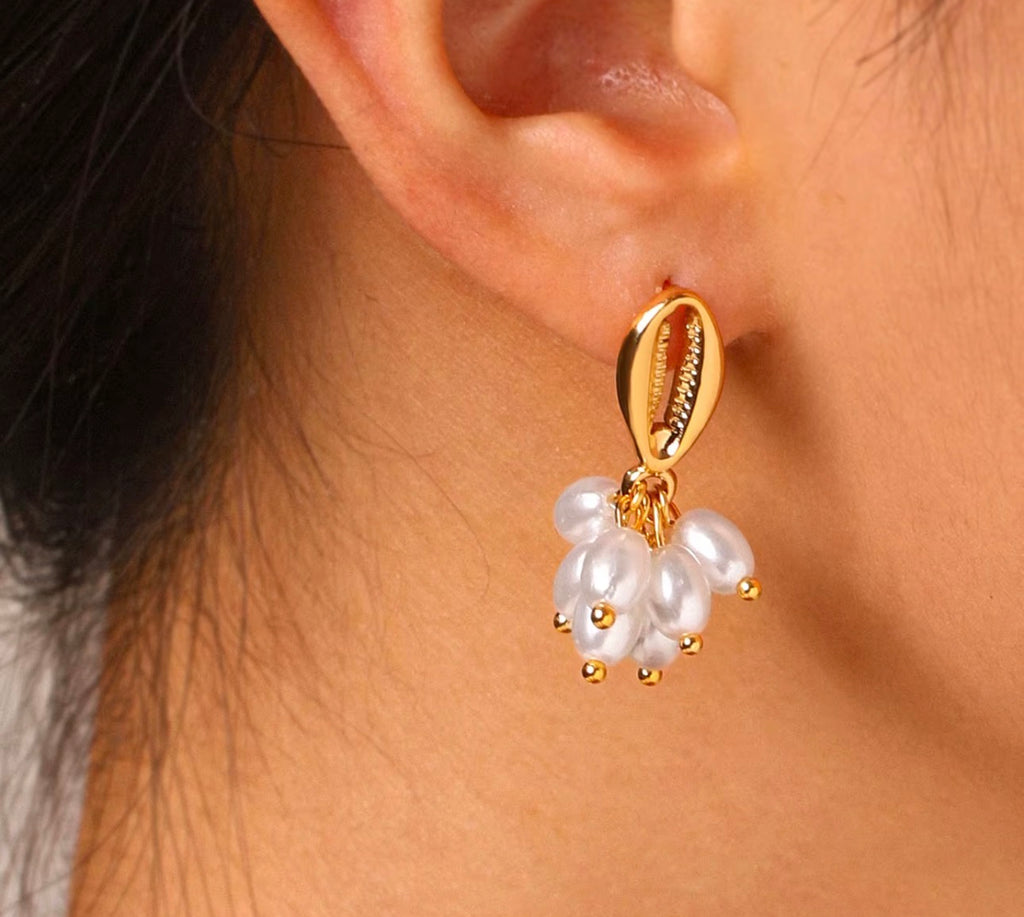 Cowrie Shell & Faux Pearl
Dangle Earrings | 18K Gold Plated Stainless Steel | JVNXII & CO.