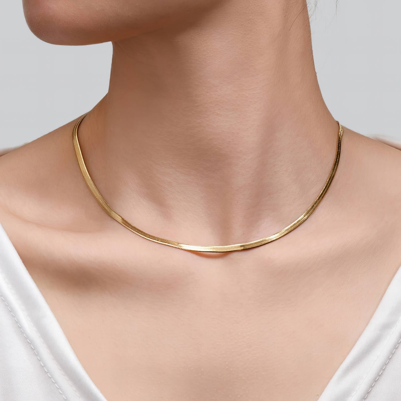 Flat Herringbone Chain Necklace | 18K Gold Plated Steel | JVNXII & CO.