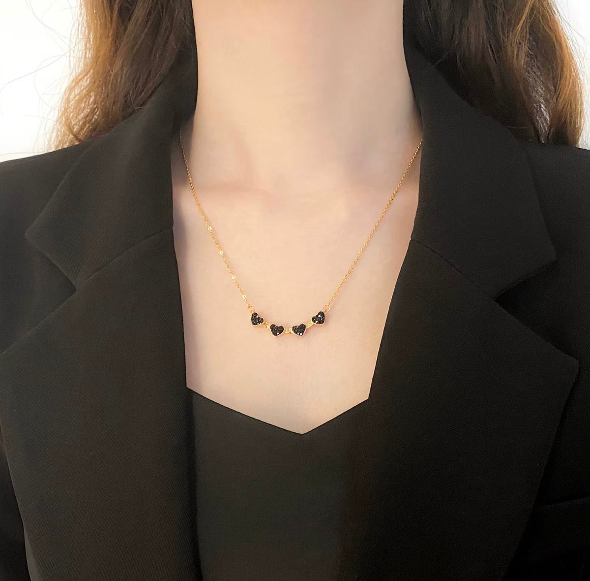 Magnetic Four-Leaf Clover Black & Red Heart Necklace | 18K Gold Plated Steel | JVNXII & CO.