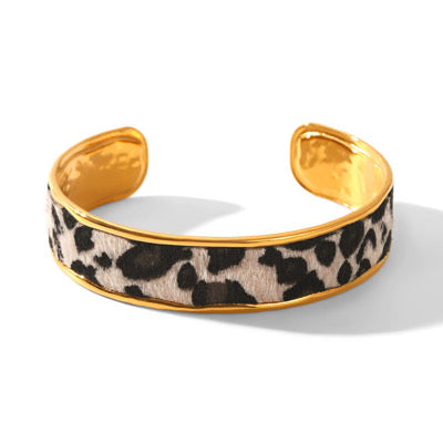 Jagger Animal Print Cuff Bracelet | 18K Gold Plated Stainless Steel | JVNXII & CO.