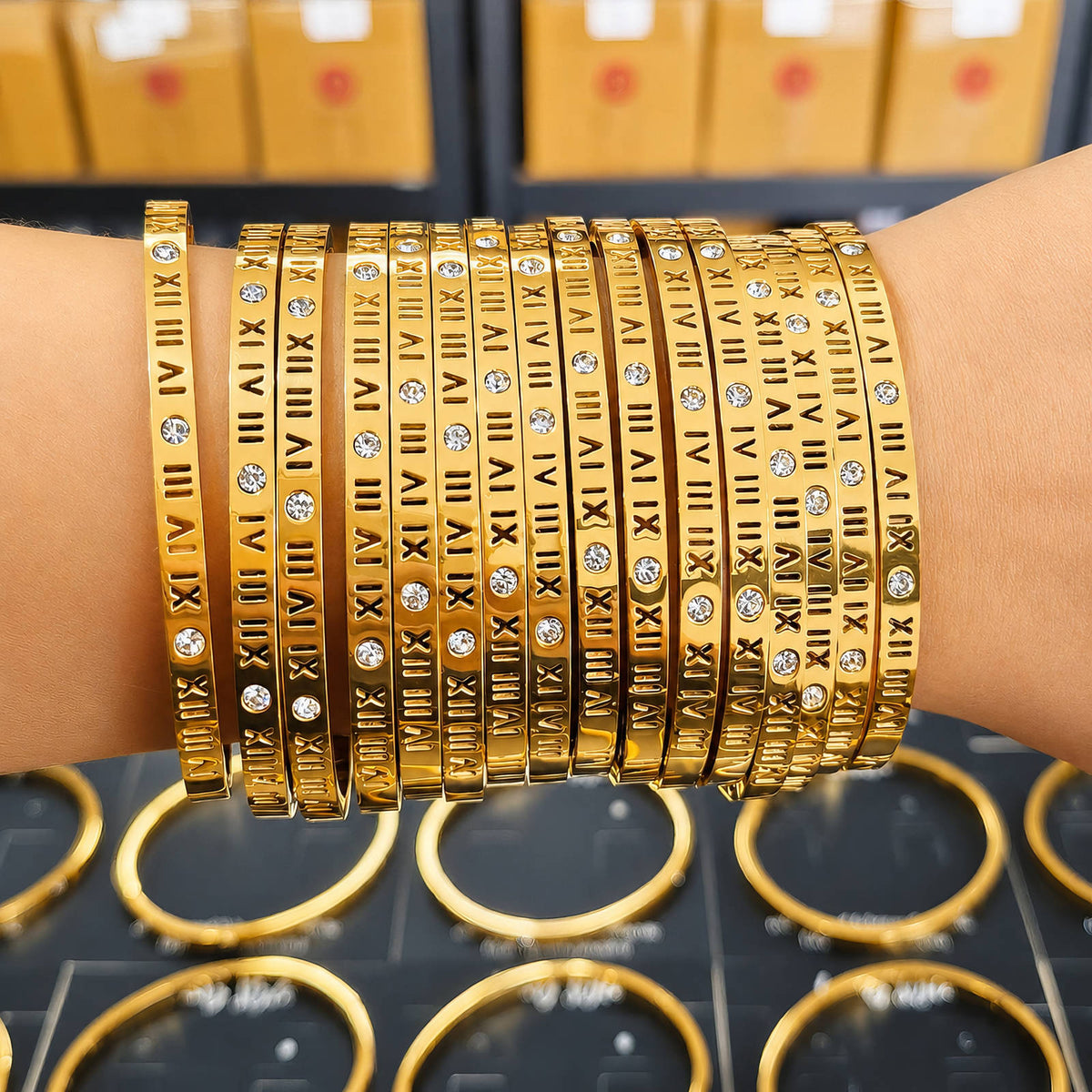 Roman Numerals Bracelet | 18K Gold Plated Steel | JVNXII & CO.